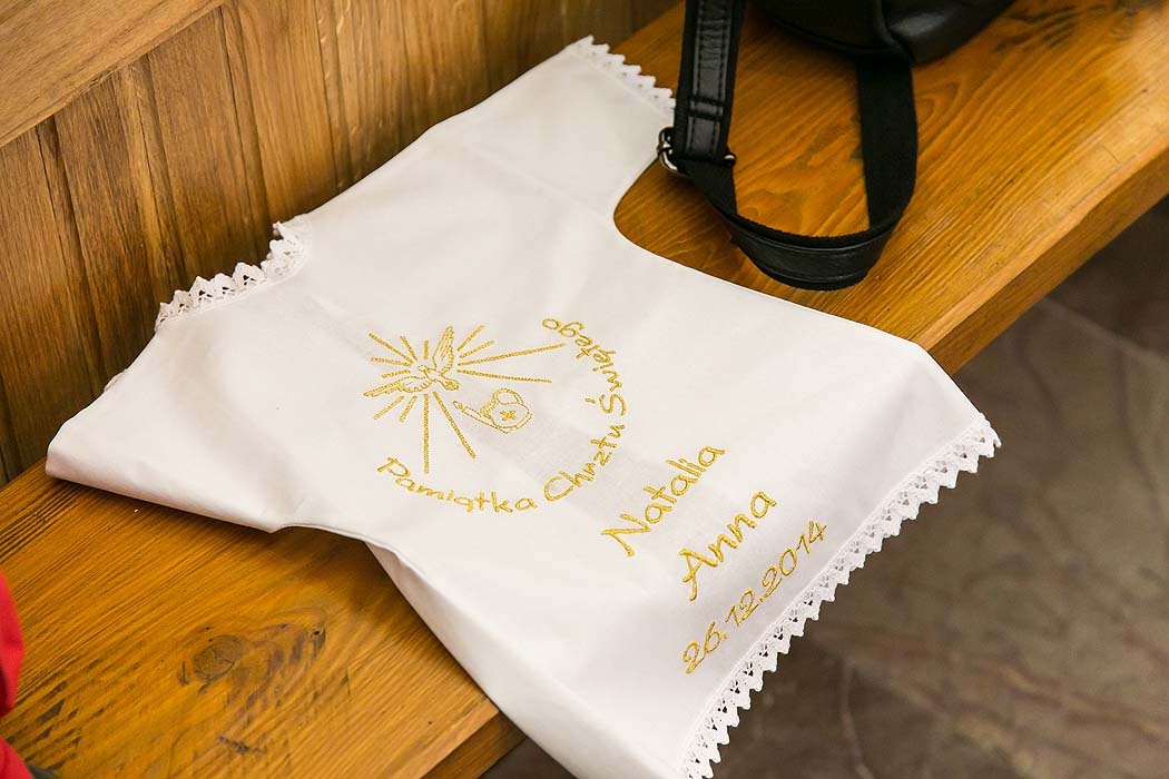 fotograf Koszalin,zdjęcia chrzest, chrzest w kościele,chrzciny