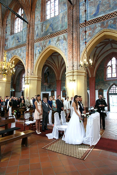 ślub, ceremonia zaślubin, fotograf Koszalin, FOTO i FILM HD, dobry fotograf, fotografia ślubna, fotograf Kołobrzeg, fotograf Szczecinek, fotograf na ślub, fotografowanie na ślubie, ceremonia w kościele