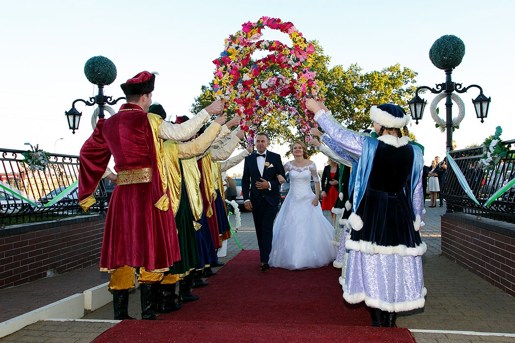 wesele, dobry fotograf na wesele, fotograf Koszalin, Kołobrzeg, Świdwin, Szczecinek, fotografia wesele, impreza weselna, sala weselna, przyjęcie weselne, profesjonalny fotograf wesele, dobre zdjęcia, zawodowiec, fotografia wesele Koszalin,