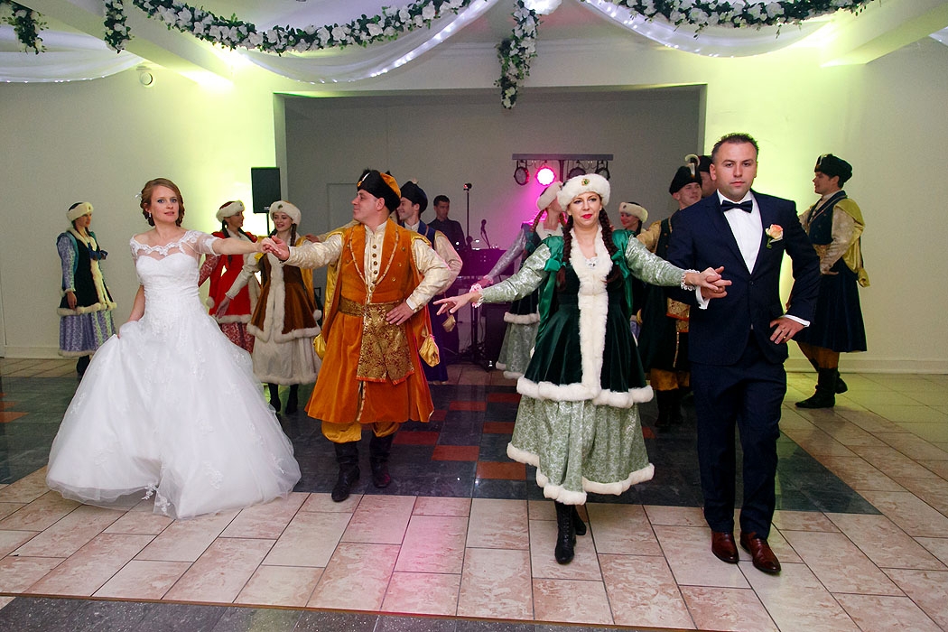 wesele, dobry fotograf na wesele, fotograf Koszalin, Kołobrzeg, Świdwin, Szczecinek, fotografia wesele, impreza weselna, sala weselna, przyjęcie weselne, profesjonalny fotograf wesele, dobre zdjęcia, zawodowiec, fotografia wesele Koszalin,