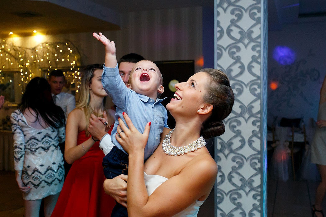 wesele, dobry fotograf na wesele, fotograf Koszalin, Kołobrzeg, Świdwin, Szczecinek, fotografia wesele, impreza weselna, sala weselna, przyjęcie weselne, profesjonalny fotograf wesele, dobre zdjęcia, zawodowiec, fotografia wesele Koszalin,