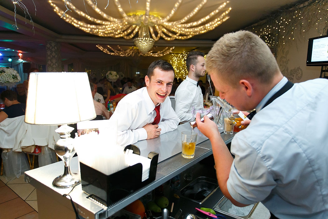 wesele, dobry fotograf na wesele, fotograf Koszalin, Kołobrzeg, Świdwin, Szczecinek, fotografia wesele, impreza weselna, sala weselna, przyjęcie weselne, profesjonalny fotograf wesele, dobre zdjęcia, zawodowiec, fotografia wesele Koszalin,