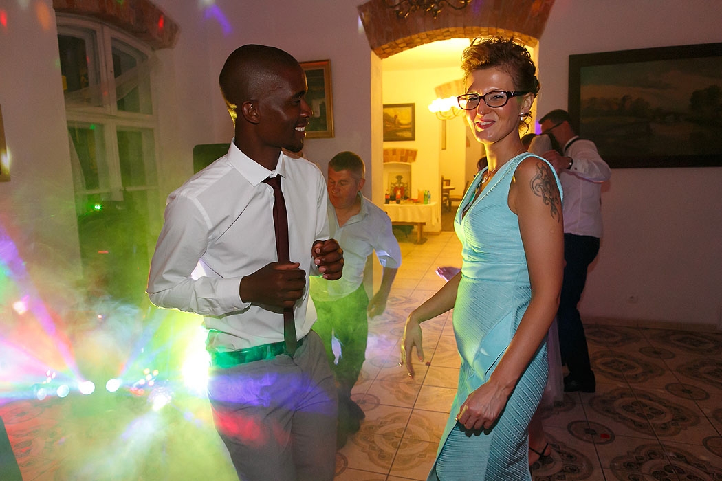 wesele, dobry fotograf na wesele, fotograf Koszalin, Kołobrzeg, Świdwin, Szczecinek, fotografia wesele, impreza weselna, sala weselna, przyjęcie weselne, profesjonalny fotograf wesele, dobre zdjęcia, zawodowiec, fotografia wesele Koszalin,