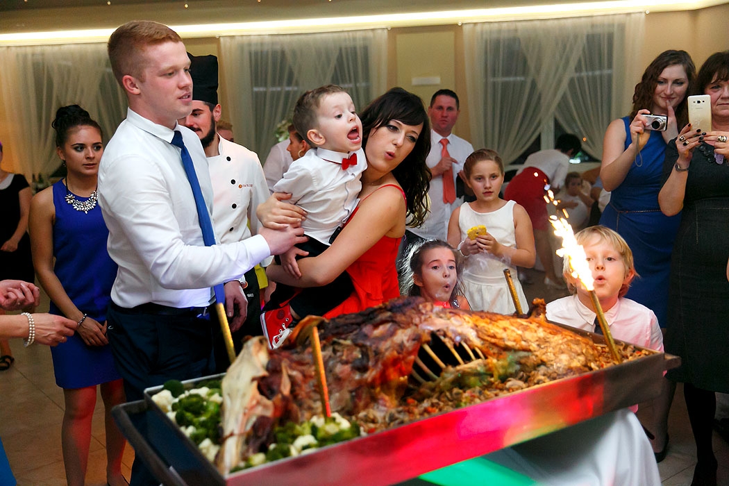 wesele, dobry fotograf na wesele, fotograf Koszalin, Kołobrzeg, Świdwin, Szczecinek, fotografia wesele, impreza weselna, sala weselna, przyjęcie weselne, profesjonalny fotograf wesele, dobre zdjęcia, zawodowiec, fotografia wesele Koszalin,