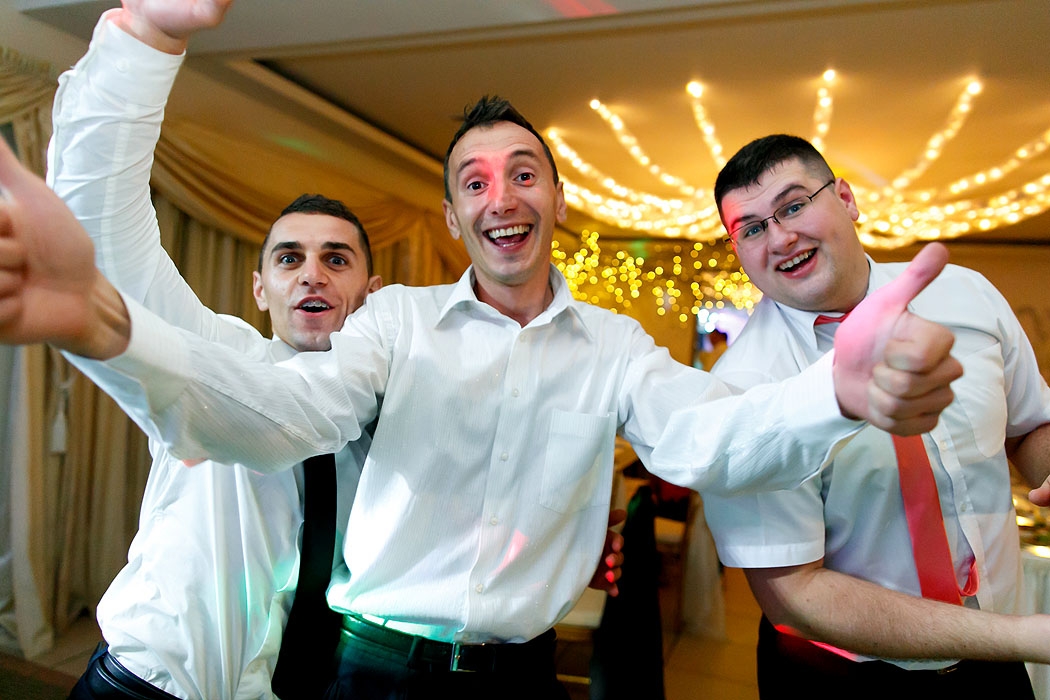 wesele, dobry fotograf na wesele, fotograf Koszalin, Kołobrzeg, Świdwin, Szczecinek, fotografia wesele, impreza weselna, sala weselna, przyjęcie weselne, profesjonalny fotograf wesele, dobre zdjęcia, zawodowiec, fotografia wesele Koszalin,