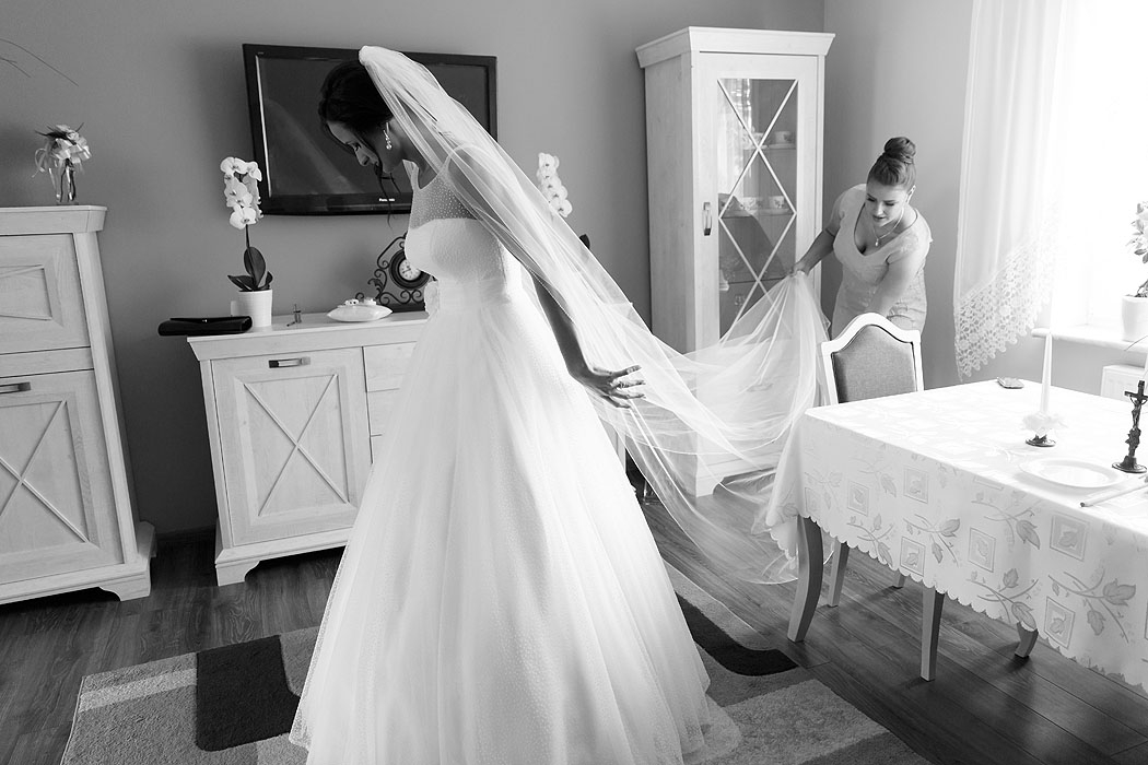 fotograf Kołobrzeg, fotografia ślubna, zdjęcia ślubne, zdjęcia z przygotowań, przygotowania do ślubu, makijaż ślubny