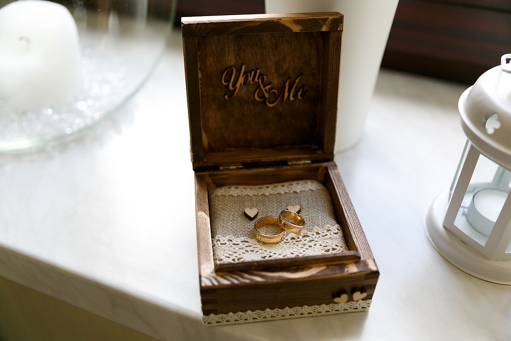 fotograf Kołobrzeg, fotografia ślubna, zdjęcia ślubne, zdjęcia z przygotowań, przygotowania do ślubu, makijaż ślubny