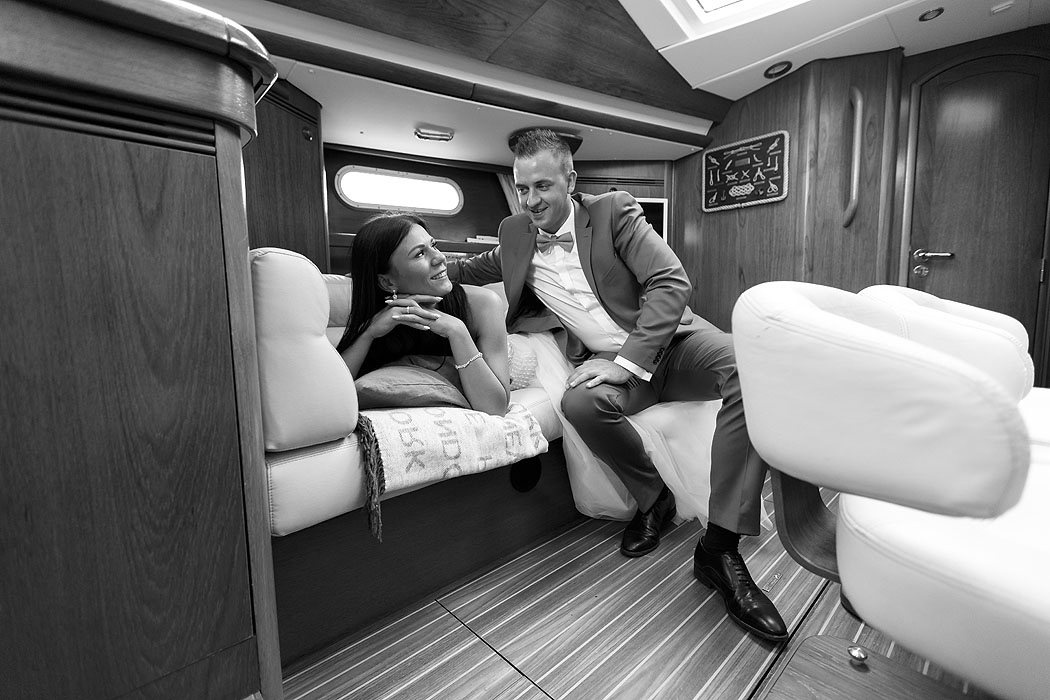 sesja pozowana ślubna, fotografia ślubna, sesje ślubne, fotograf ślub, sesja ślubna morze, fotograf wesele, fotoreportaż ślub, fotografia ślubna Koszalin, sesja ślubna w pałacu