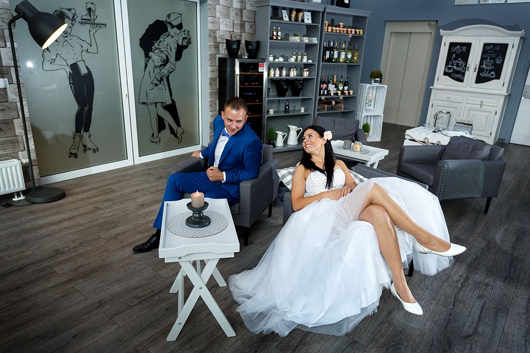 sesja pozowana ślubna, fotografia ślubna, sesje ślubne, fotograf ślub, sesja ślubna morze, fotograf wesele, fotoreportaż ślub, fotografia ślubna Koszalin, sesja ślubna w pałacu