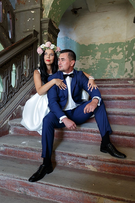 sesja pozowana ślubna, fotografia ślubna, sesje ślubne, fotograf ślub, sesja ślubna morze, fotograf wesele, fotoreportaż ślub, fotografia ślubna Koszalin, sesja ślubna w pałacu