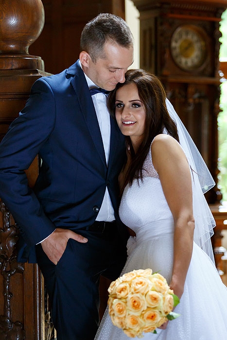 sesja pozowana ślubna, fotografia ślubna, sesje ślubne, fotograf ślub, sesja ślubna morze, fotograf wesele, fotoreportaż ślub, fotografia ślubna Koszalin, sesja ślubna w pałacu