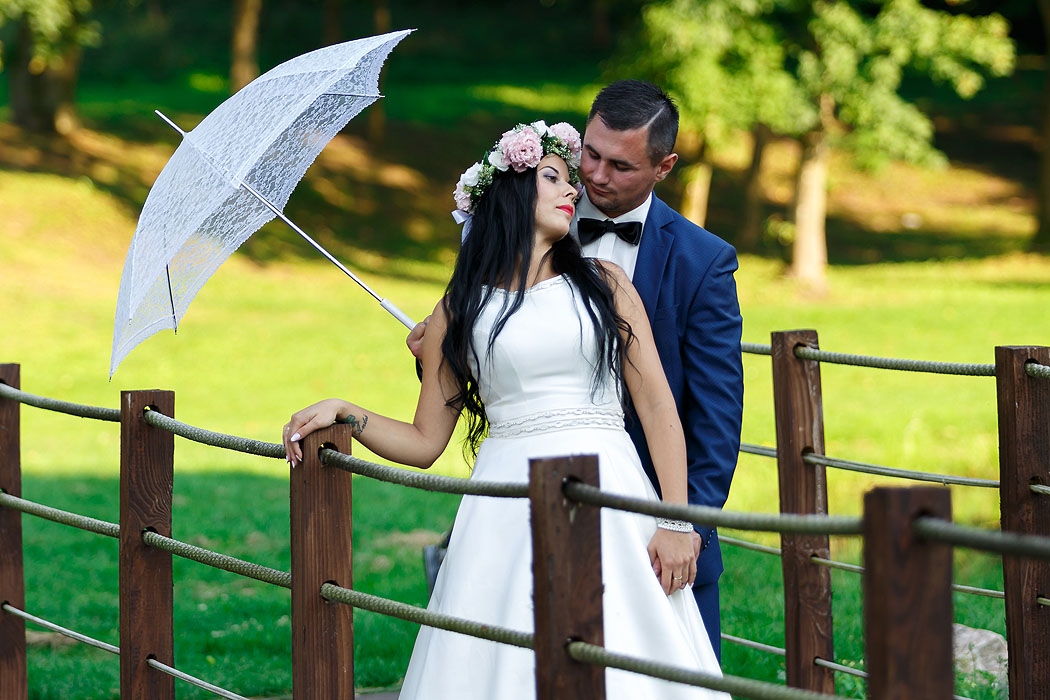 sesja ślubna nad morzem, fotografia ślubna, dobry fotograf, sesje ślubne, sesje w plenerze, fotograf Koszalin, fotograf ślubny Kołobrzeg, romantyczne sesje ślubne, zakochani, miłość,