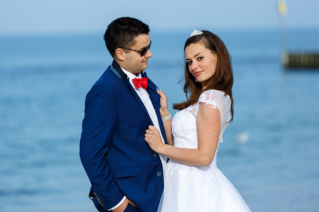 sesja ślubna nad morzem, fotografia ślubna, dobry fotograf, sesje ślubne, sesje w plenerze, fotograf Koszalin, fotograf ślubny Kołobrzeg, romantyczne sesje ślubne, zakochani, miłość, 