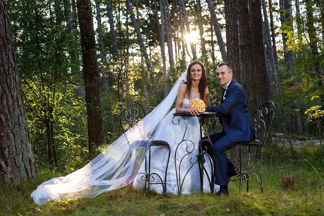 sesja ślubna nad morzem, fotografia ślubna, dobry fotograf, sesje ślubne, sesje w plenerze, fotograf Koszalin, fotograf ślubny Kołobrzeg, romantyczne sesje ślubne, zakochani, miłość, 