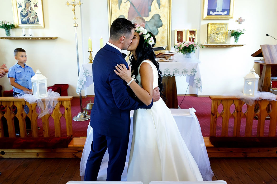 ślub, ceremonia zaślubin, fotograf Koszalin, FOTO i FILM HD, dobry fotograf, fotografia ślubna, fotograf Kołobrzeg, fotograf Szczecinek, fotograf na ślub, fotografowanie na ślubie, ceremonia w kościele