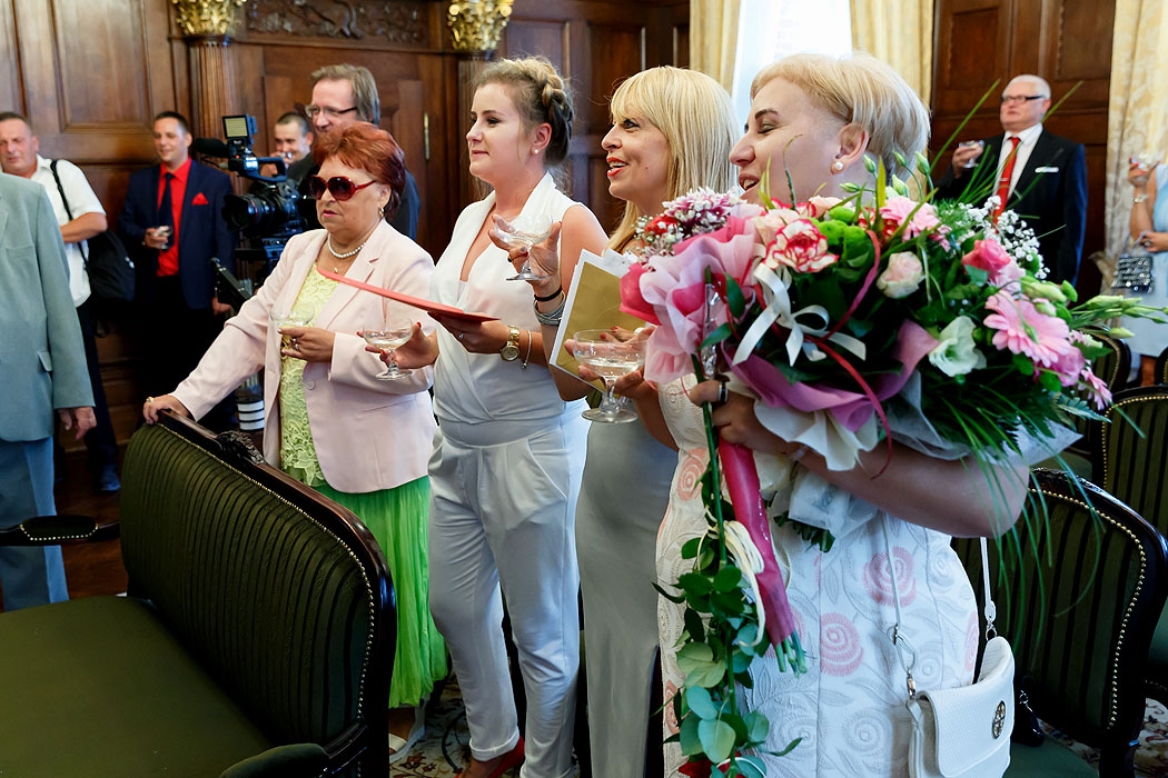 ślub, ceremonia zaślubin, ślub w USC,  ślub w urzędzie, fotograf Koszalin, FOTO i FILM HD, dobry fotograf, fotografia ślubna, fotograf Świdwin, fotograf Kołobrzeg, fotograf Szczecinek, fotograf na ślub, fotografowanie na ślubie, ceremonia w kościele