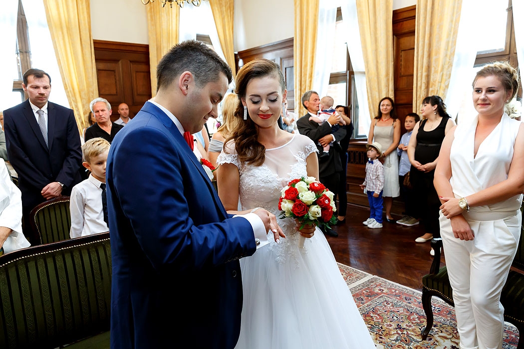 ślub, ceremonia zaślubin, ślub w USC,  ślub w urzędzie, fotograf Koszalin, FOTO i FILM HD, dobry fotograf, fotografia ślubna, fotograf Świdwin, fotograf Kołobrzeg, fotograf Szczecinek, fotograf na ślub, fotografowanie na ślubie, ceremonia w kościele