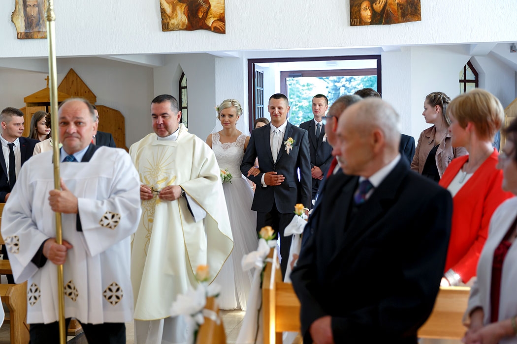 ślub, ceremonia zaślubin, ślub w USC,  fotograf Koszalin, FOTO i FILM HD, dobry fotograf, fotografia ślubna, fotograf Świdwin, fotograf Kołobrzeg, fotograf Szczecinek, fotograf na ślub, fotografowanie na ślubie, ceremonia w kościele