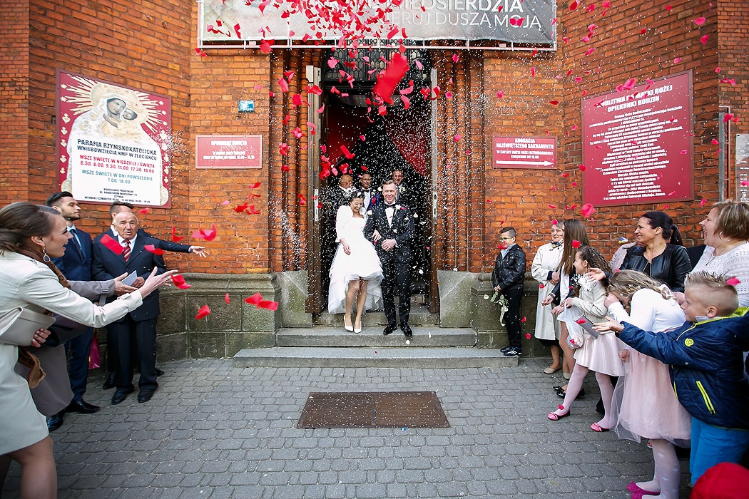 ślub, ceremonia zaślubin, ślub w USC,  fotograf Koszalin, FOTO i FILM HD, dobry fotograf, fotografia ślubna, fotograf Świdwin, fotograf Kołobrzeg, fotograf Szczecinek, fotograf na ślub, fotografowanie na ślubie, ceremonia w kościele