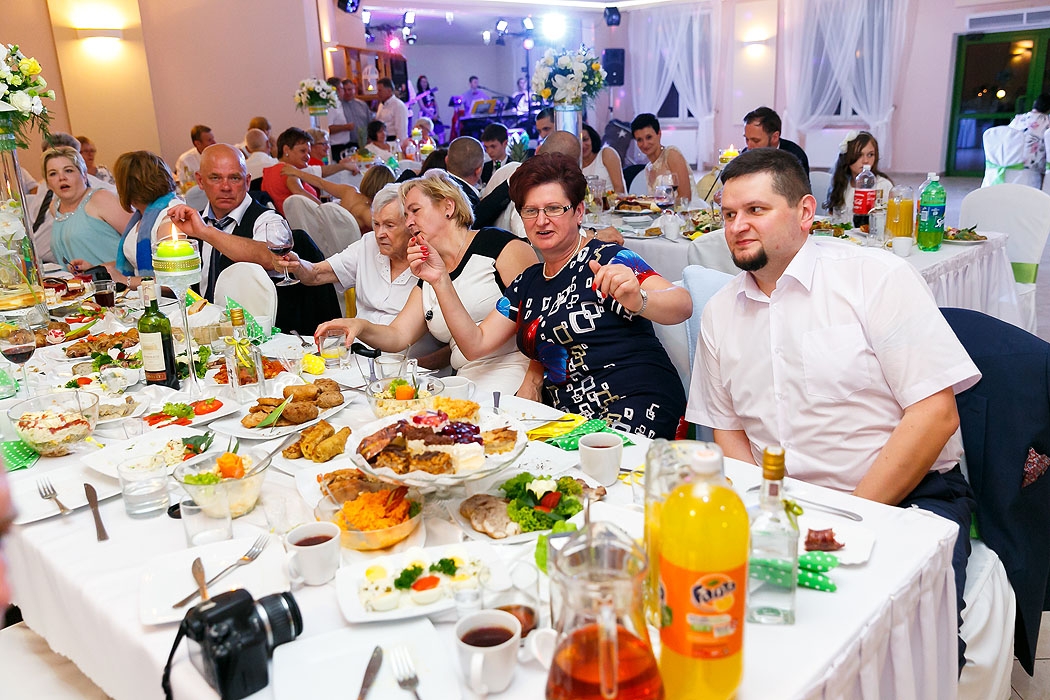 wesele, dobry fotograf na wesele, fotograf Koszalin, Kołobrzeg, Świdwin, Szczecinek, fotografia wesele, impreza weselna, sala weselna, przyjęcie weselne, profesjonalny fotograf wesele, dobre zdjęcia, zawodowiec, fotografia wesele Koszalin,