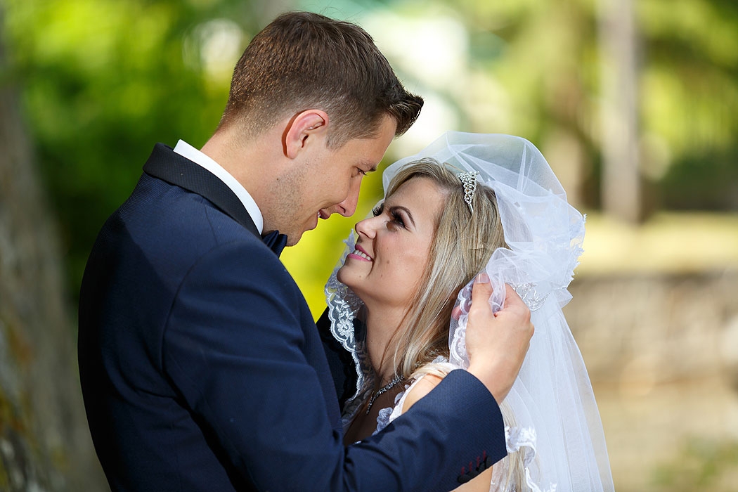 sesja ślubna nad morzem, fotografia ślubna, dobry fotograf, sesje ślubne, sesje w plenerze, fotograf Koszalin, fotograf ślubny Kołobrzeg, romantyczne sesje ślubne, zakochani, miłość,