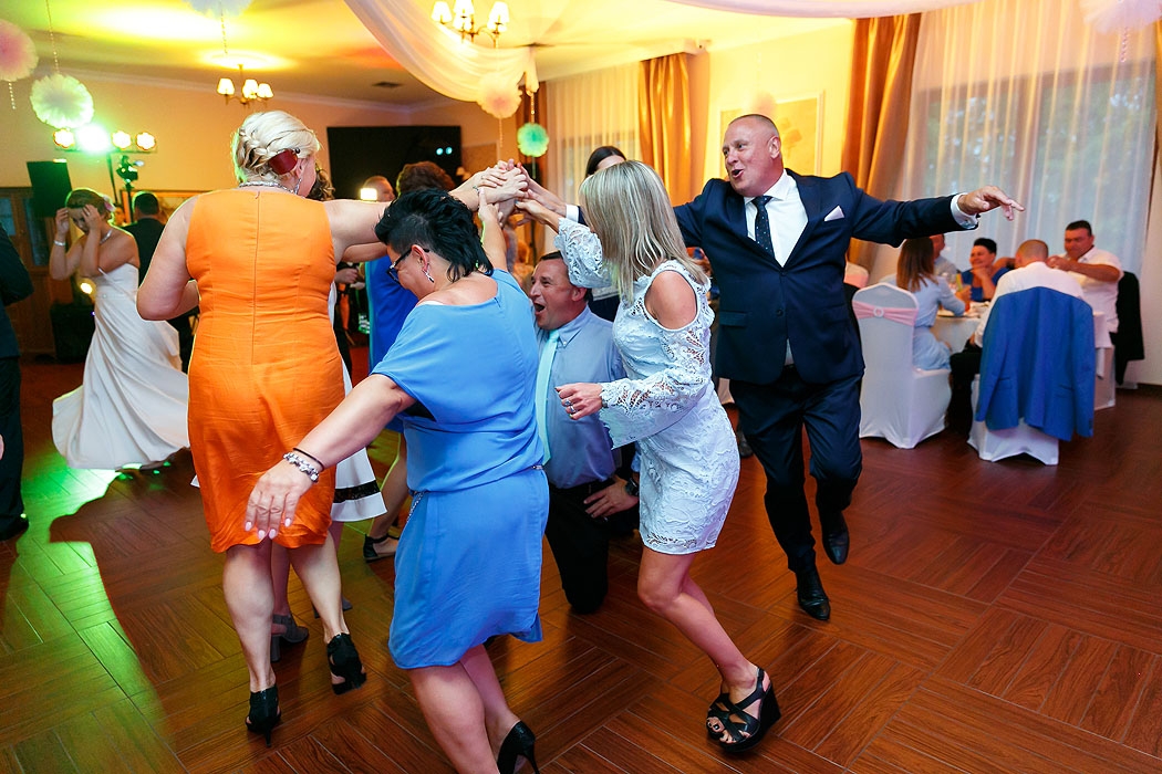 wesele, dobry fotograf na wesele, fotograf Koszalin, Kołobrzeg, Świdwin, Szczecinek, fotografia wesele, impreza weselna, sala weselna, przyjęcie weselne, profesjonalny fotograf wesele, dobre zdjęcia, zawodowiec, fotografia wesele Koszalin,