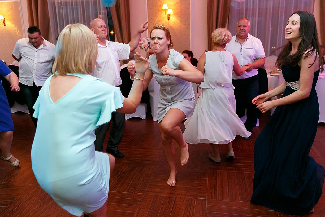 wesele, dobry fotograf na wesele, fotograf Koszalin, Kołobrzeg, Świdwin, Szczecinek, fotografia wesele, impreza weselna, sala weselna, przyjęcie weselne, profesjonalny fotograf wesele, dobre zdjęcia, zawodowiec, fotografia wesele Koszalin,