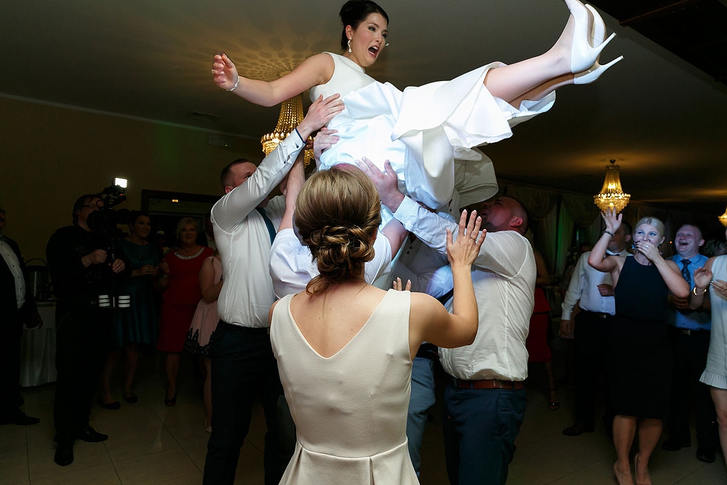 wesele, dobry fotograf na wesele, fotograf Koszalin, Kołobrzeg, Świdwin, Szczecinek, fotografia wesele, impreza weselna, sala weselna, przyjęcie weselne, profesjonalny fotograf wesele, dobre zdjęcia, zawodowiec, fotografia wesele Koszalin,