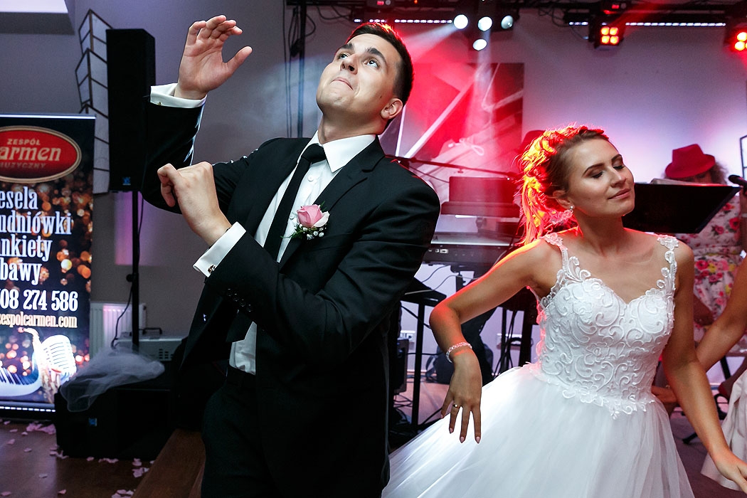 wesele, dobry fotograf na wesele, fotograf Koszalin, Kołobrzeg, Świdwin, Szczecinek, fotografia wesele, impreza weselna, sala weselna, przyjęcie weselne, profesjonalny fotograf wesele, dobre zdjęcia, zawodowiec, fotografia wesele Koszalin,