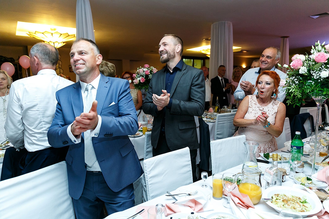 wesele, dobry fotograf na wesele, fotograf Koszalin, Kołobrzeg, Świdwin, Szczecinek, fotografia wesele, impreza weselna, sala weselna, przyjęcie weselne, profesjonalny fotograf wesele, dobre zdjęcia, zawodowiec, fotografia wesele Koszalin,