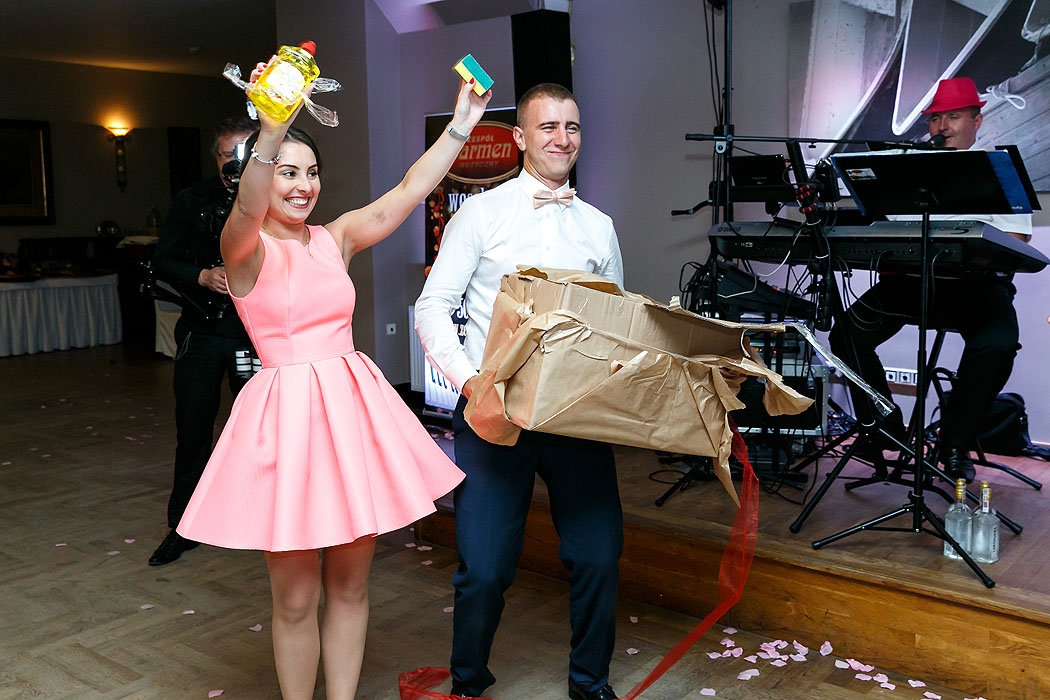 wesele, dobry fotograf na wesele, fotograf Koszalin, Kołobrzeg, Świdwin, Szczecinek, fotografia wesele, impreza weselna, sala weselna, przyjęcie weselne, profesjonalny fotograf wesele, dobre zdjęcia, zawodowiec, fotografia wesele Koszalin,