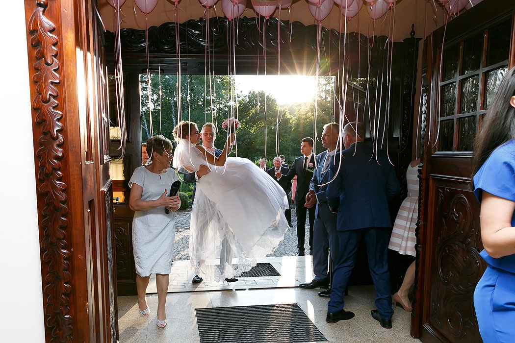 wesele, dobry fotograf na wesele, fotograf Koszalin, Kołobrzeg, Świdwin, Szczecinek, fotografia wesele, impreza weselna, sala weselna, przyjęcie weselne, profesjonalny fotograf wesele, dobre zdjęcia, zawodowiec, fotografia wesele Koszalin,