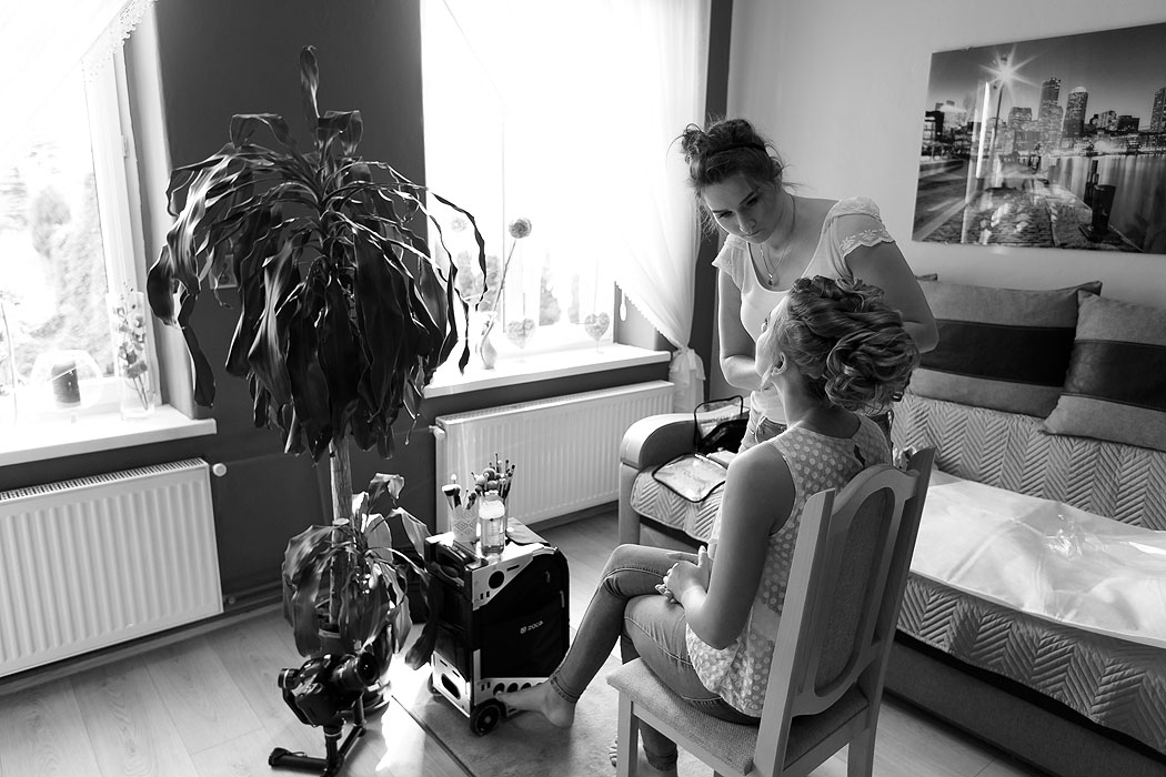 fotograf Kołobrzeg, fotografia ślubna, zdjęcia ślubne, zdjęcia z przygotowań, przygotowania do ślubu, makijaż ślubny