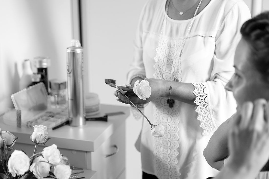 fotograf Kołobrzeg, fotografia ślubna, zdjęcia ślubne, zdjęcia z przygotowań, przygotowania do ślubu, makijaż ślubny
